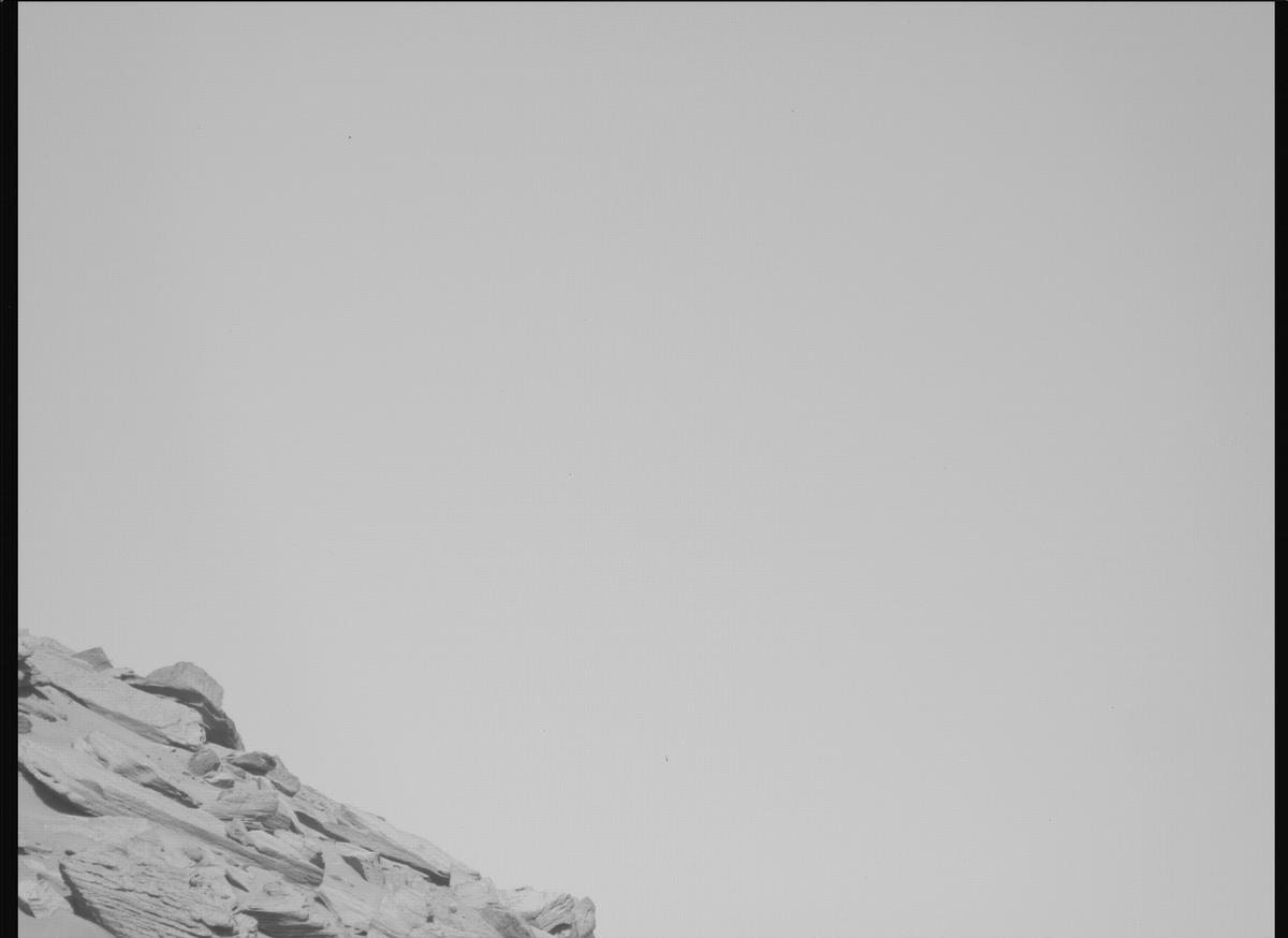 This image was taken by MCZ_LEFT onboard NASA's Mars rover Perseverance on Sol 715