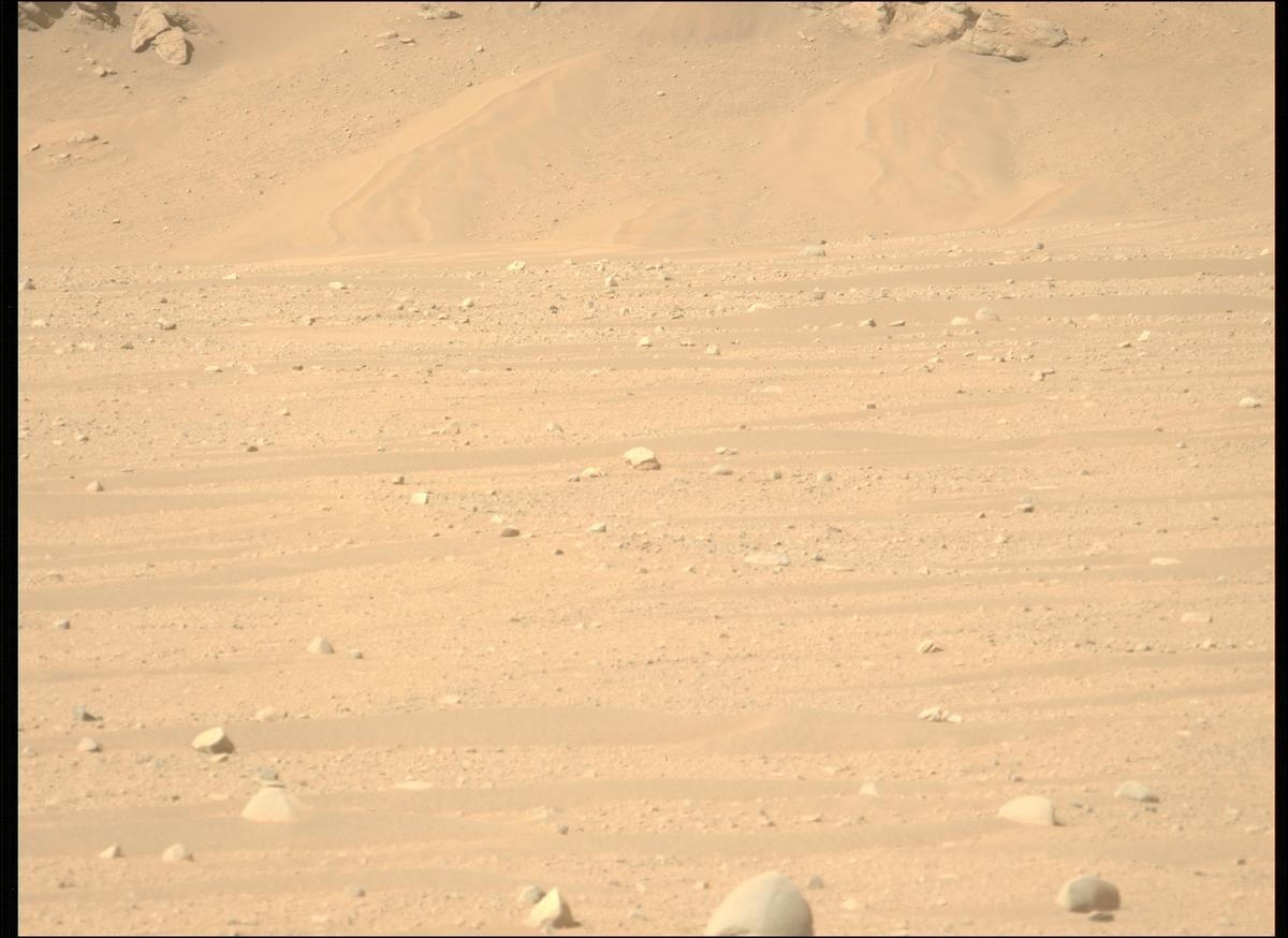 This image was taken by MCZ_LEFT onboard NASA's Mars rover Perseverance on Sol 715