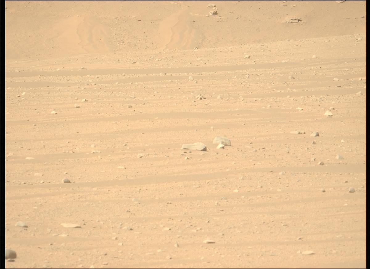 This image was taken by MCZ_LEFT onboard NASA's Mars rover Perseverance on Sol 715