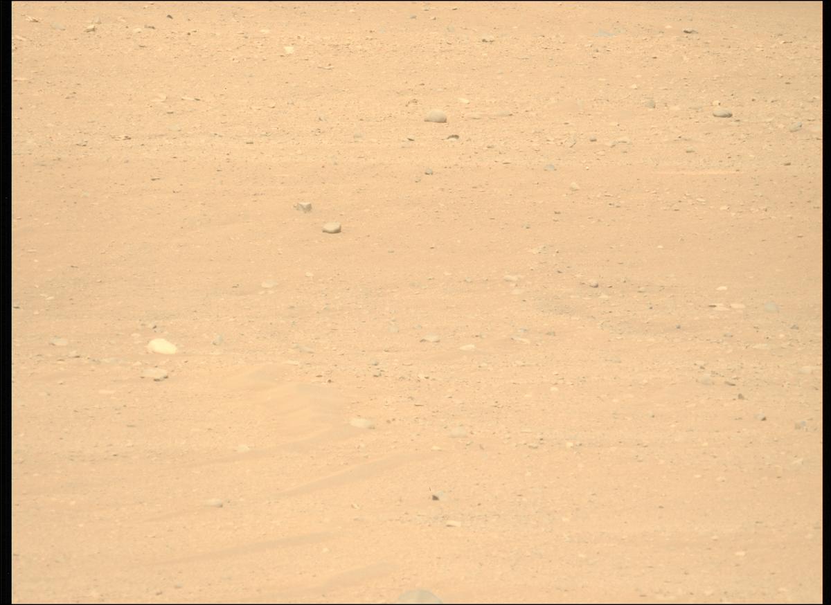 This image was taken by MCZ_LEFT onboard NASA's Mars rover Perseverance on Sol 715