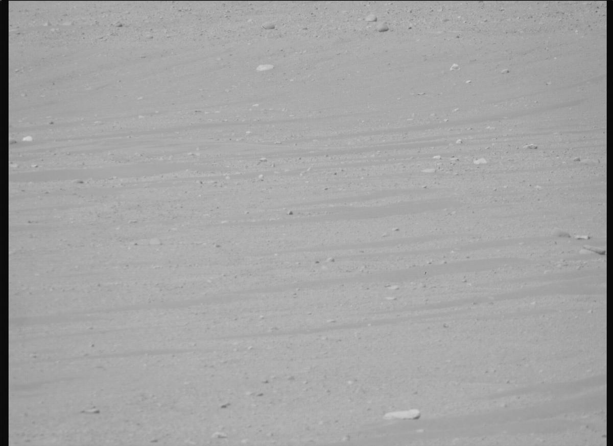 This image was taken by MCZ_RIGHT onboard NASA's Mars rover Perseverance on Sol 715