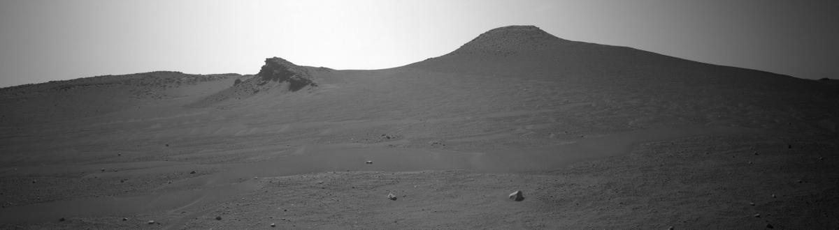 This image was taken by NAVCAM_LEFT onboard NASA's Mars rover Perseverance on Sol 716