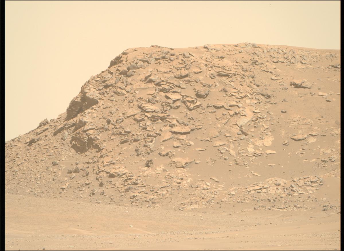 This image was taken by MCZ_RIGHT onboard NASA's Mars rover Perseverance on Sol 716