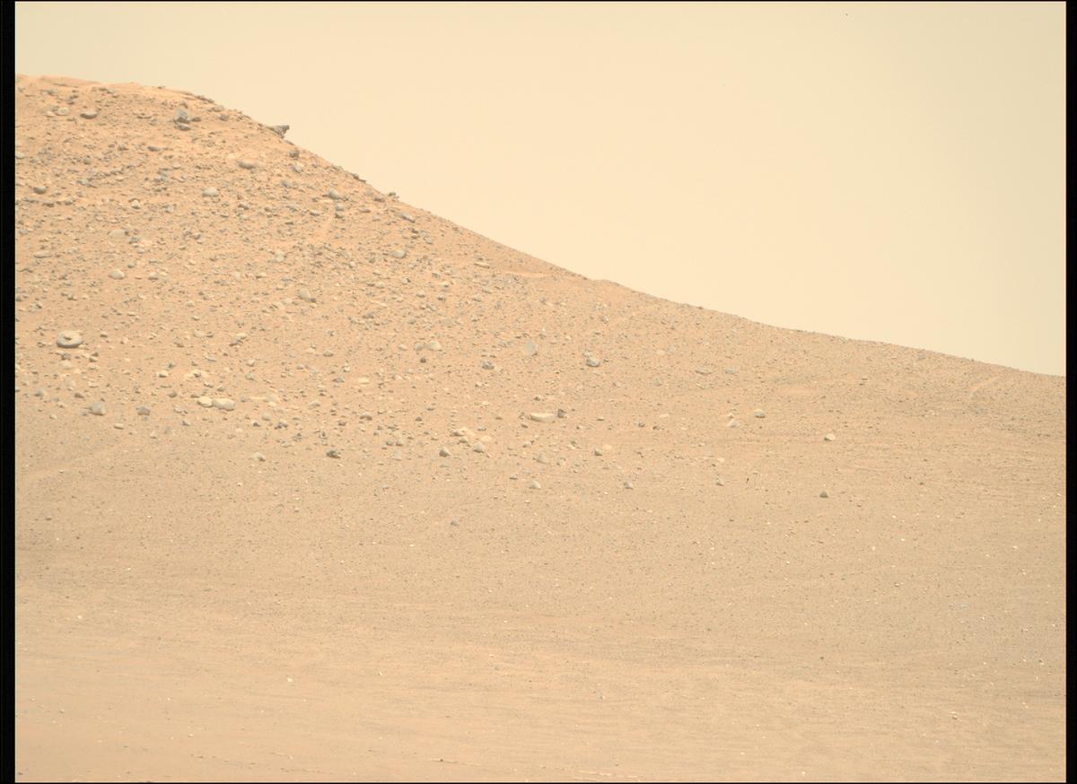 This image was taken by MCZ_RIGHT onboard NASA's Mars rover Perseverance on Sol 716