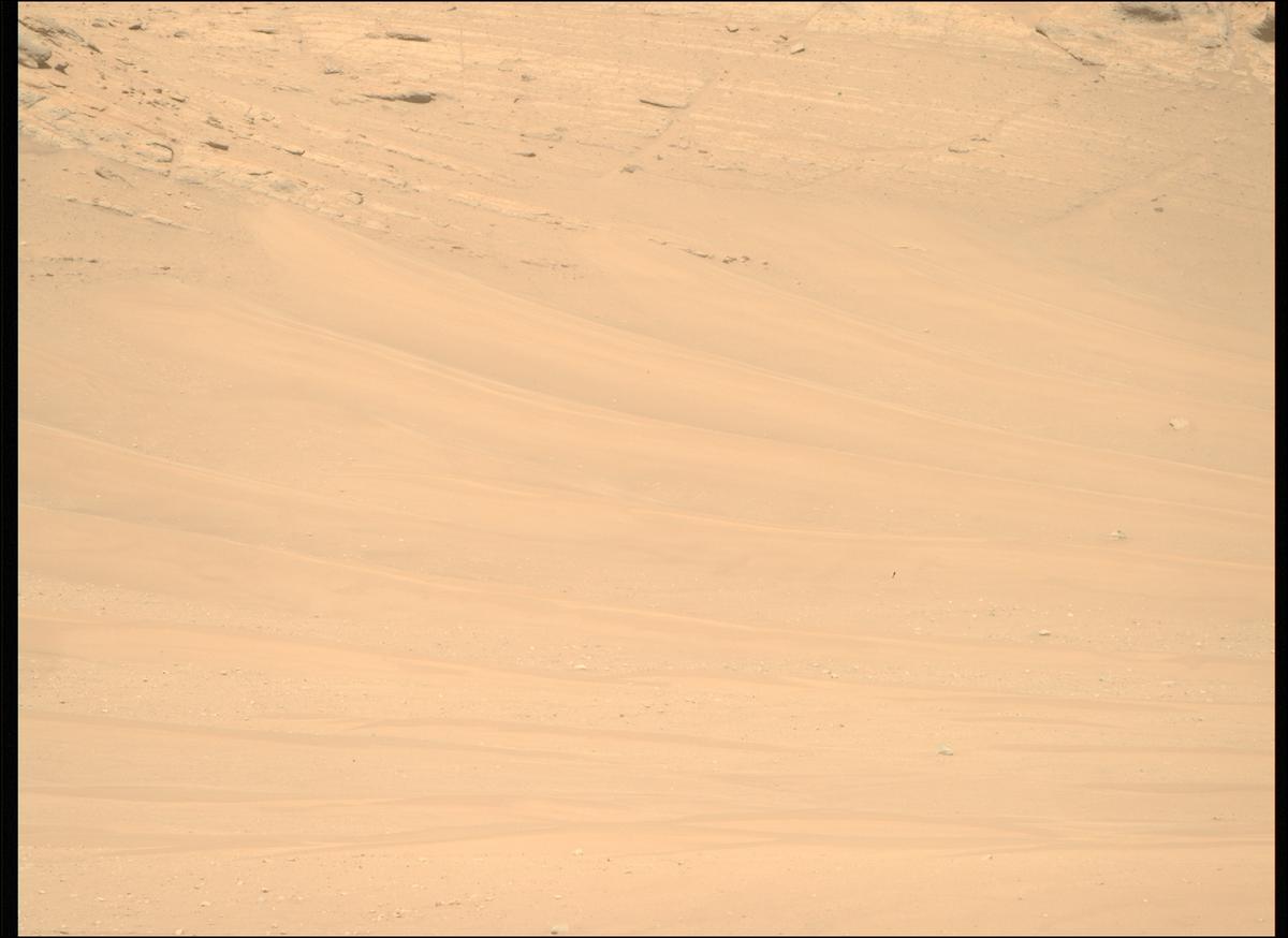 This image was taken by MCZ_RIGHT onboard NASA's Mars rover Perseverance on Sol 716