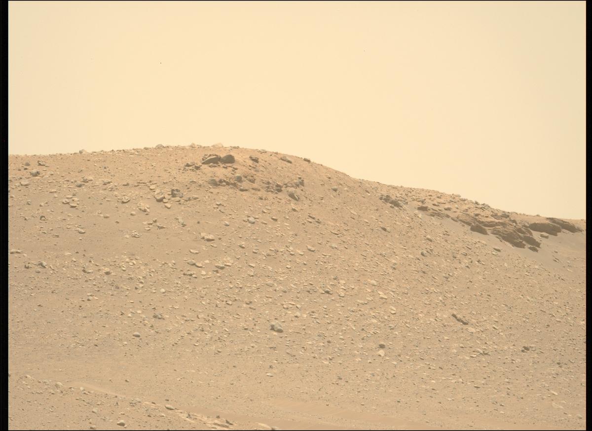 This image was taken by MCZ_LEFT onboard NASA's Mars rover Perseverance on Sol 718