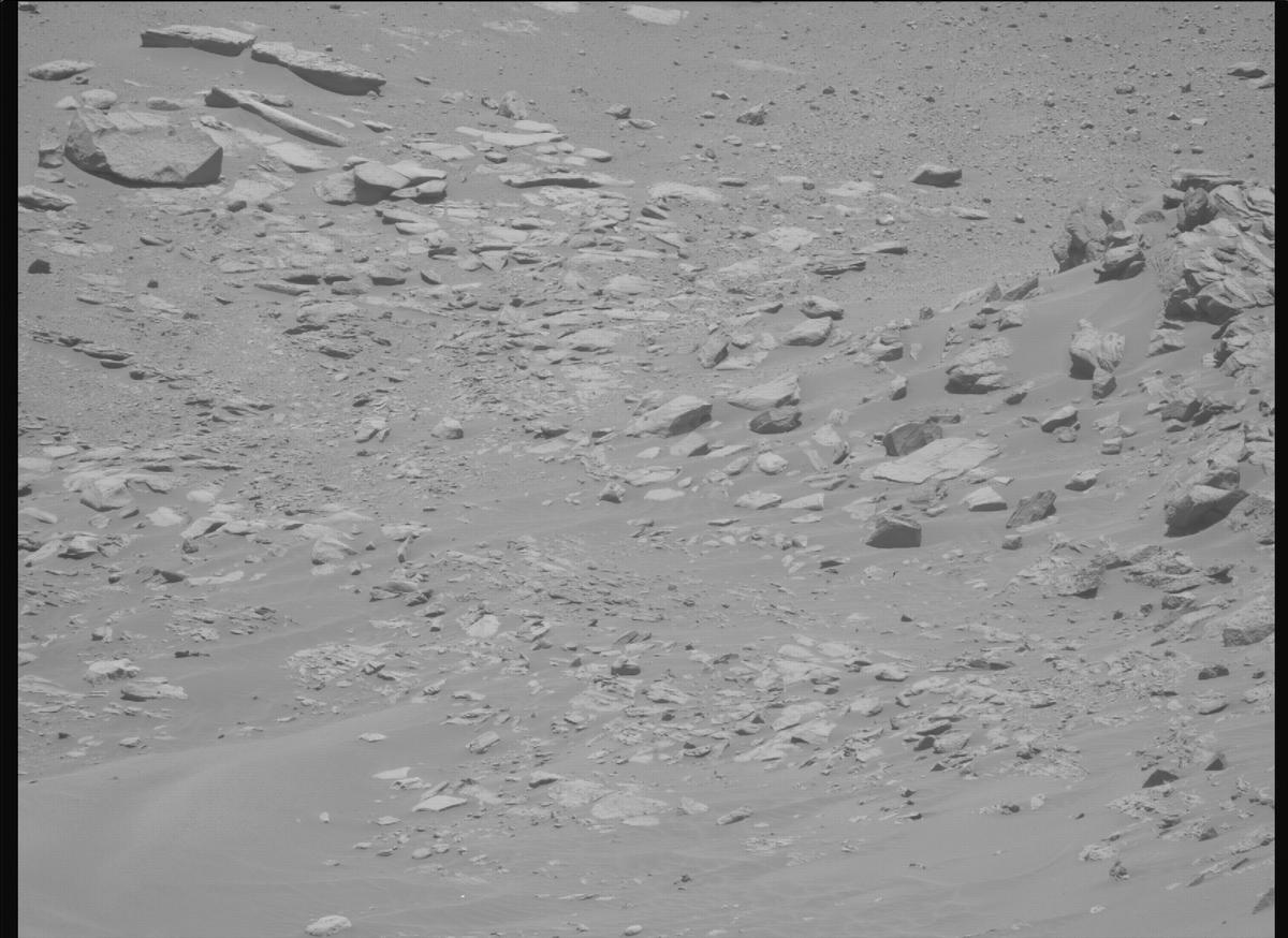This image was taken by MCZ_RIGHT onboard NASA's Mars rover Perseverance on Sol 718