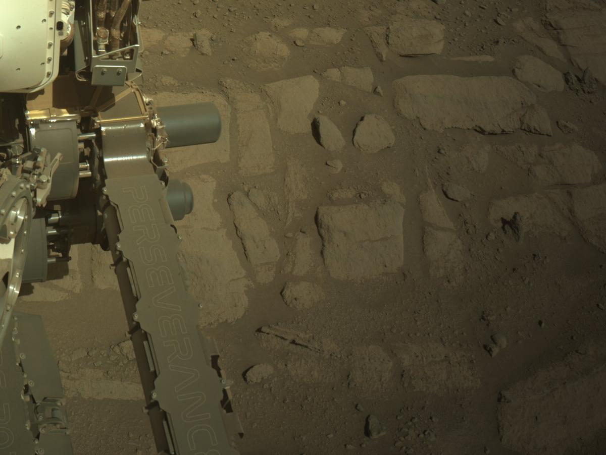 This image was taken by NAVCAM_RIGHT onboard NASA's Mars rover Perseverance on Sol 721