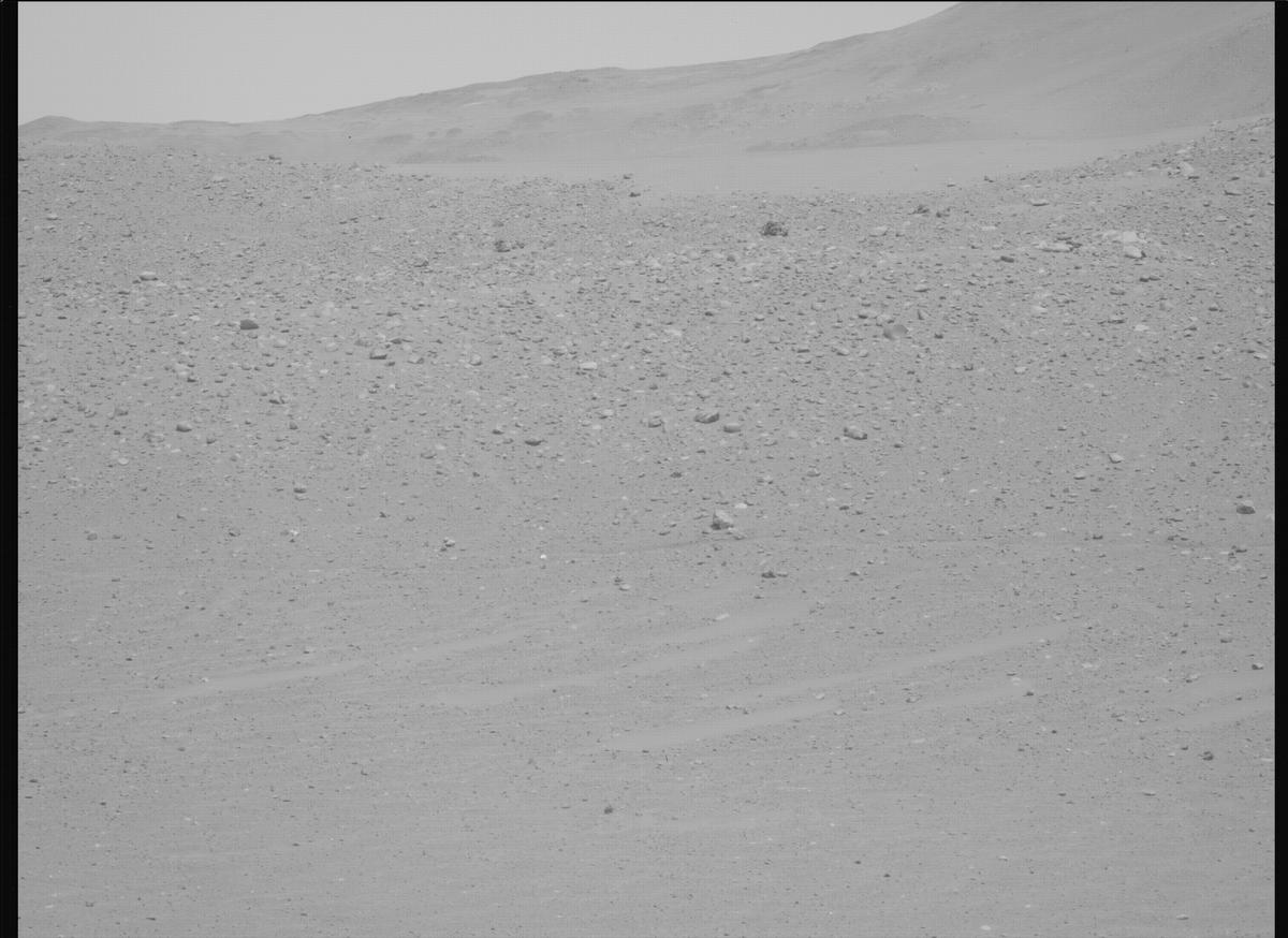 This image was taken by MCZ_LEFT onboard NASA's Mars rover Perseverance on Sol 724