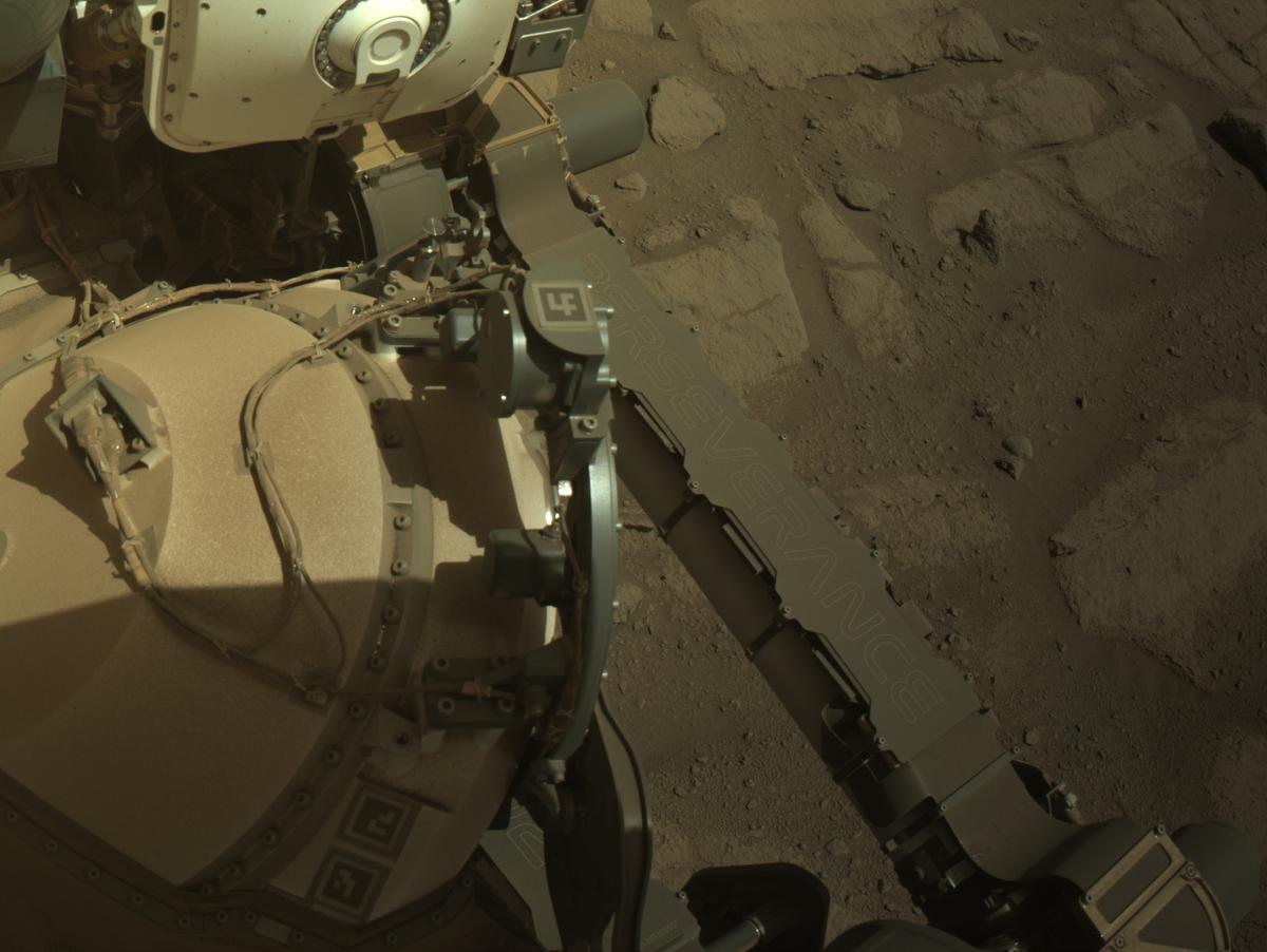 This image was taken by NAVCAM_LEFT onboard NASA's Mars rover Perseverance on Sol 727