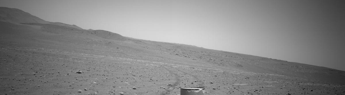 This image was taken by NAVCAM_LEFT onboard NASA's Mars rover Perseverance on Sol 727