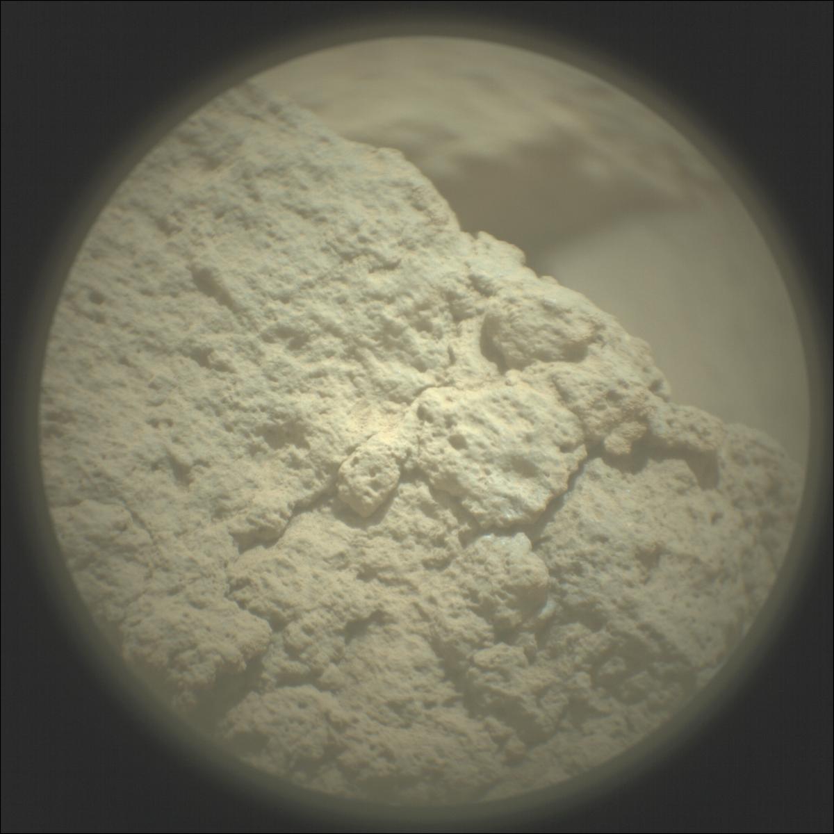 This image was taken by SUPERCAM_RMI onboard NASA's Mars rover Perseverance on Sol 729