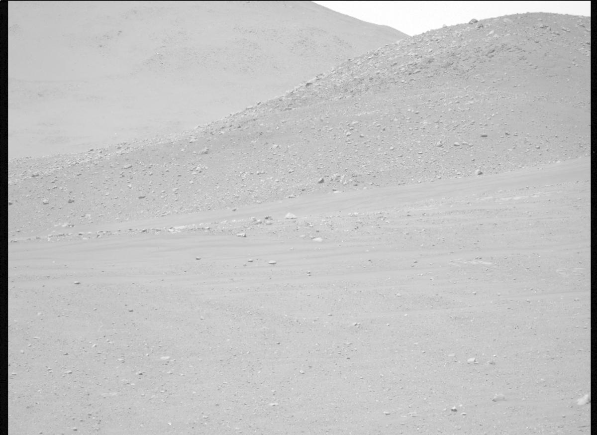 This image was taken by MCZ_LEFT onboard NASA's Mars rover Perseverance on Sol 730
