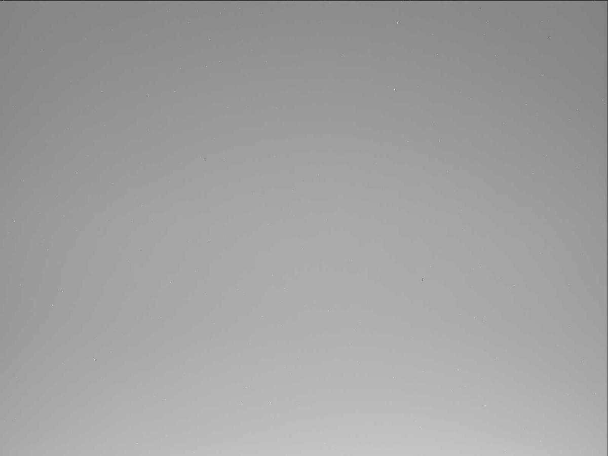 This image was taken by MCZ_RIGHT onboard NASA's Mars rover Perseverance on Sol 737