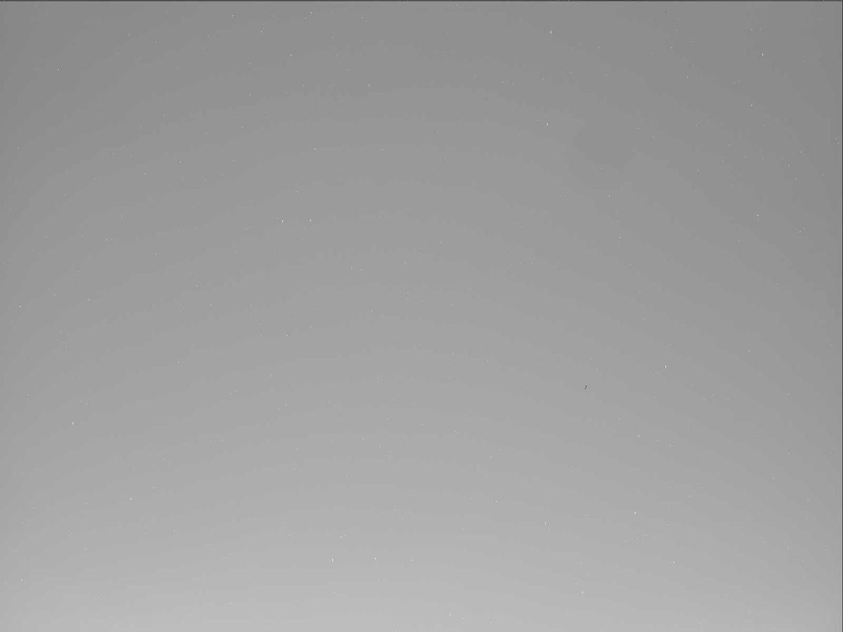 This image was taken by MCZ_RIGHT onboard NASA's Mars rover Perseverance on Sol 737