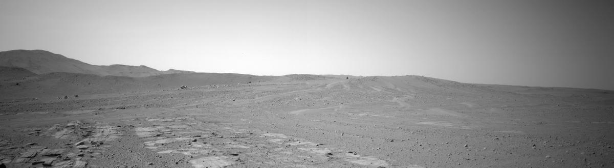 This image was taken by NAVCAM_LEFT onboard NASA's Mars rover Perseverance on Sol 739