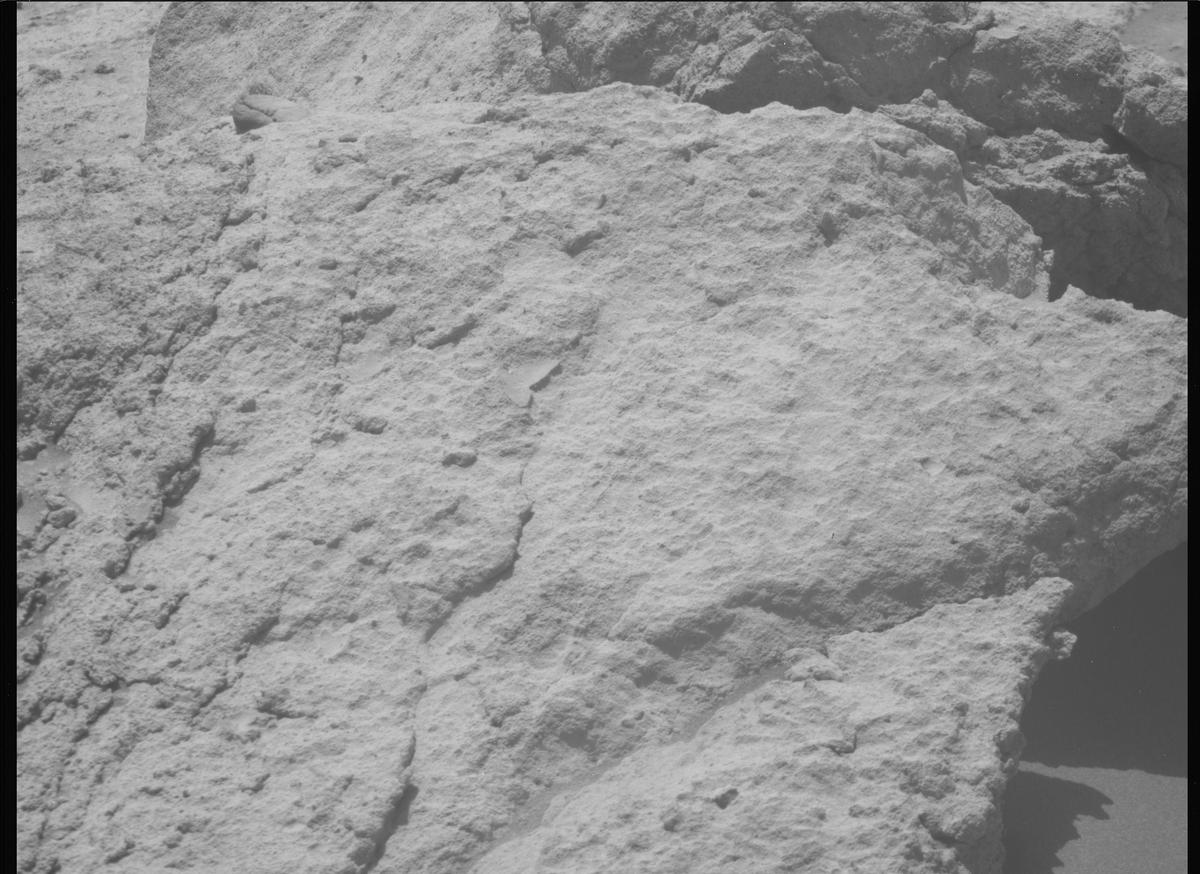 This image was taken by MCZ_RIGHT onboard NASA's Mars rover Perseverance on Sol 741