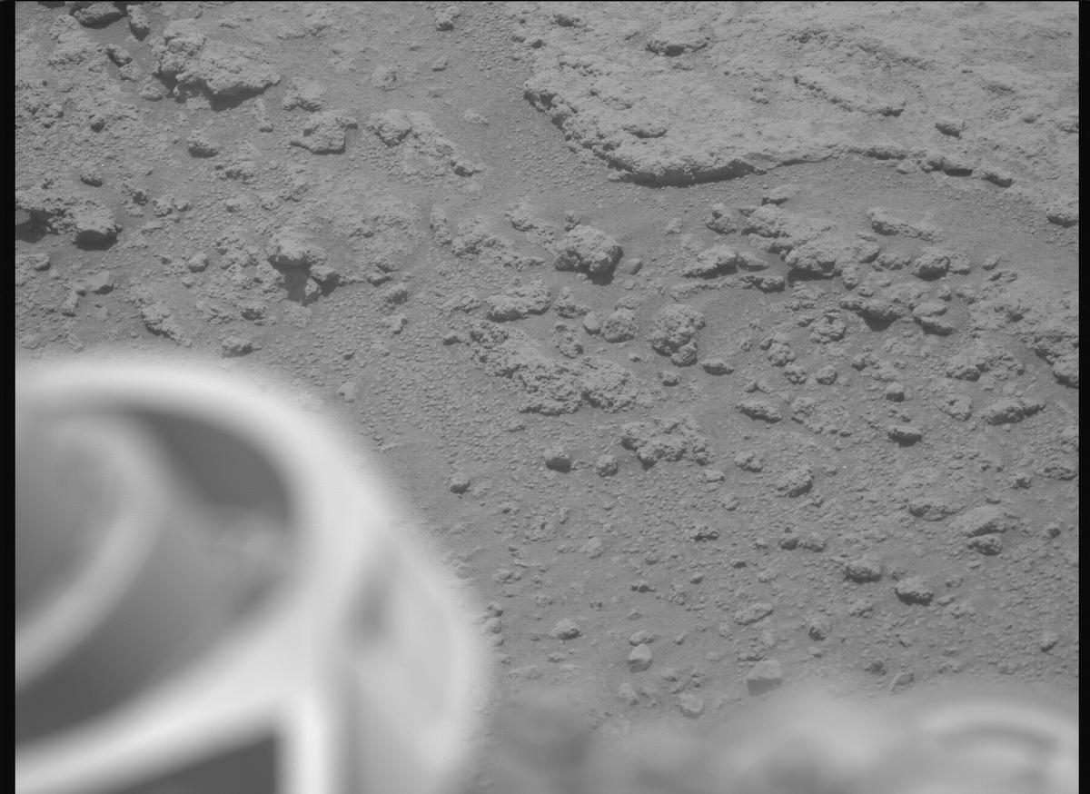 This image was taken by MCZ_LEFT onboard NASA's Mars rover Perseverance on Sol 743