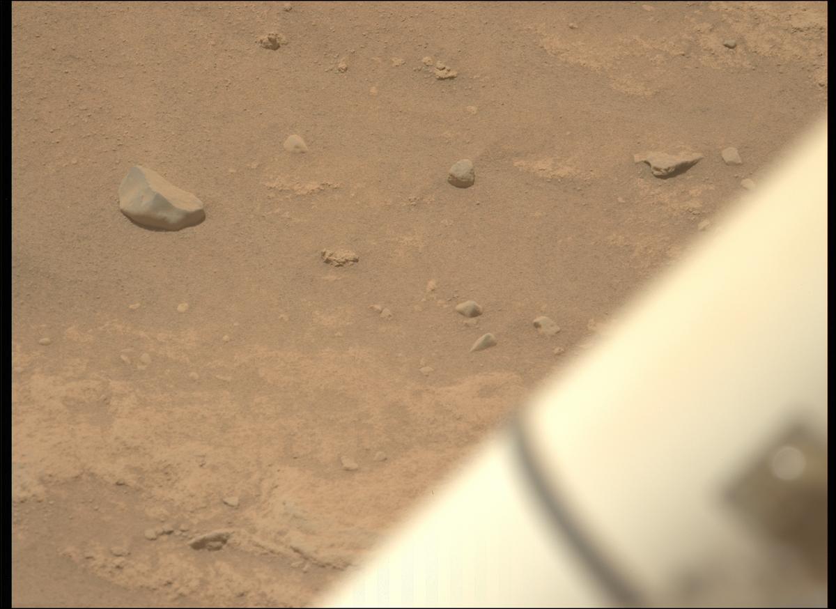 This image was taken by MCZ_LEFT onboard NASA's Mars rover Perseverance on Sol 743