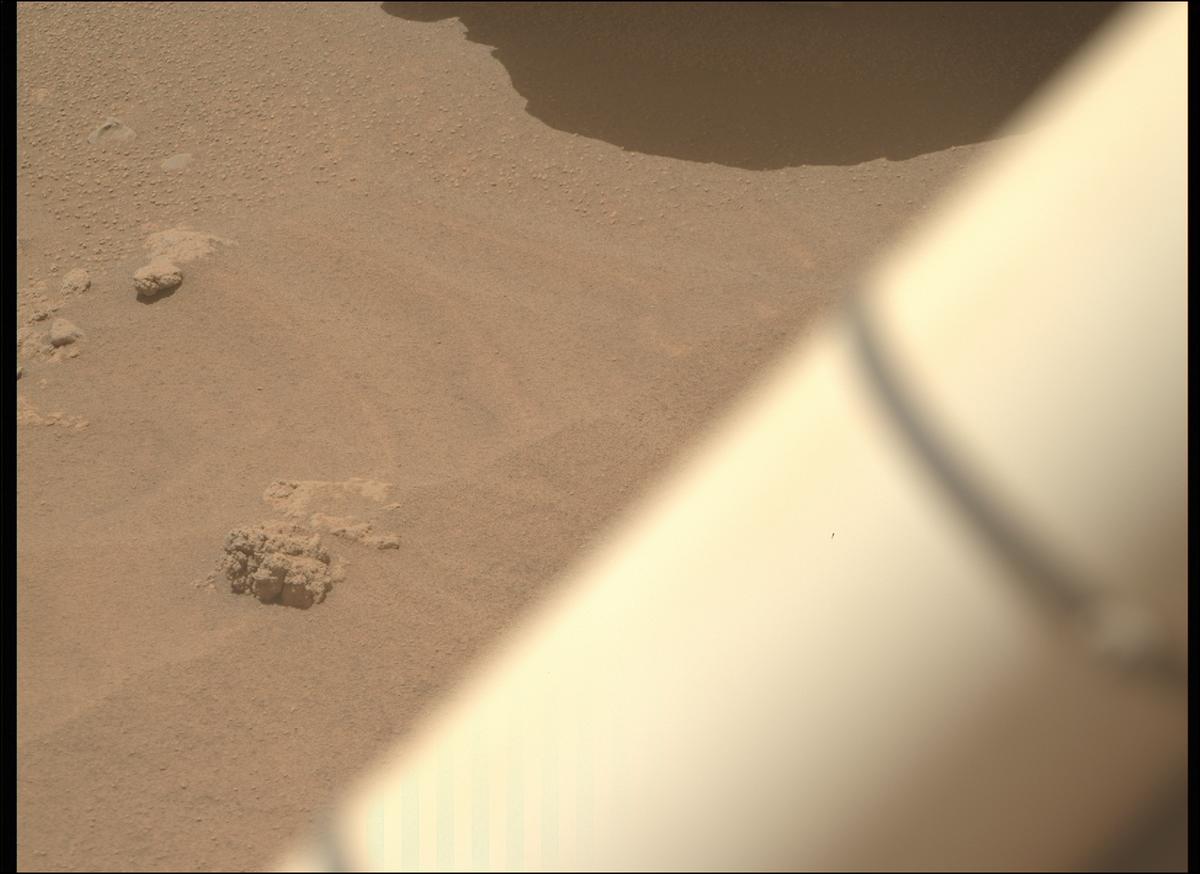 This image was taken by MCZ_RIGHT onboard NASA's Mars rover Perseverance on Sol 743