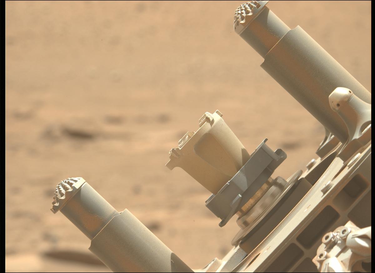 This image was taken by MCZ_LEFT onboard NASA's Mars rover Perseverance on Sol 744