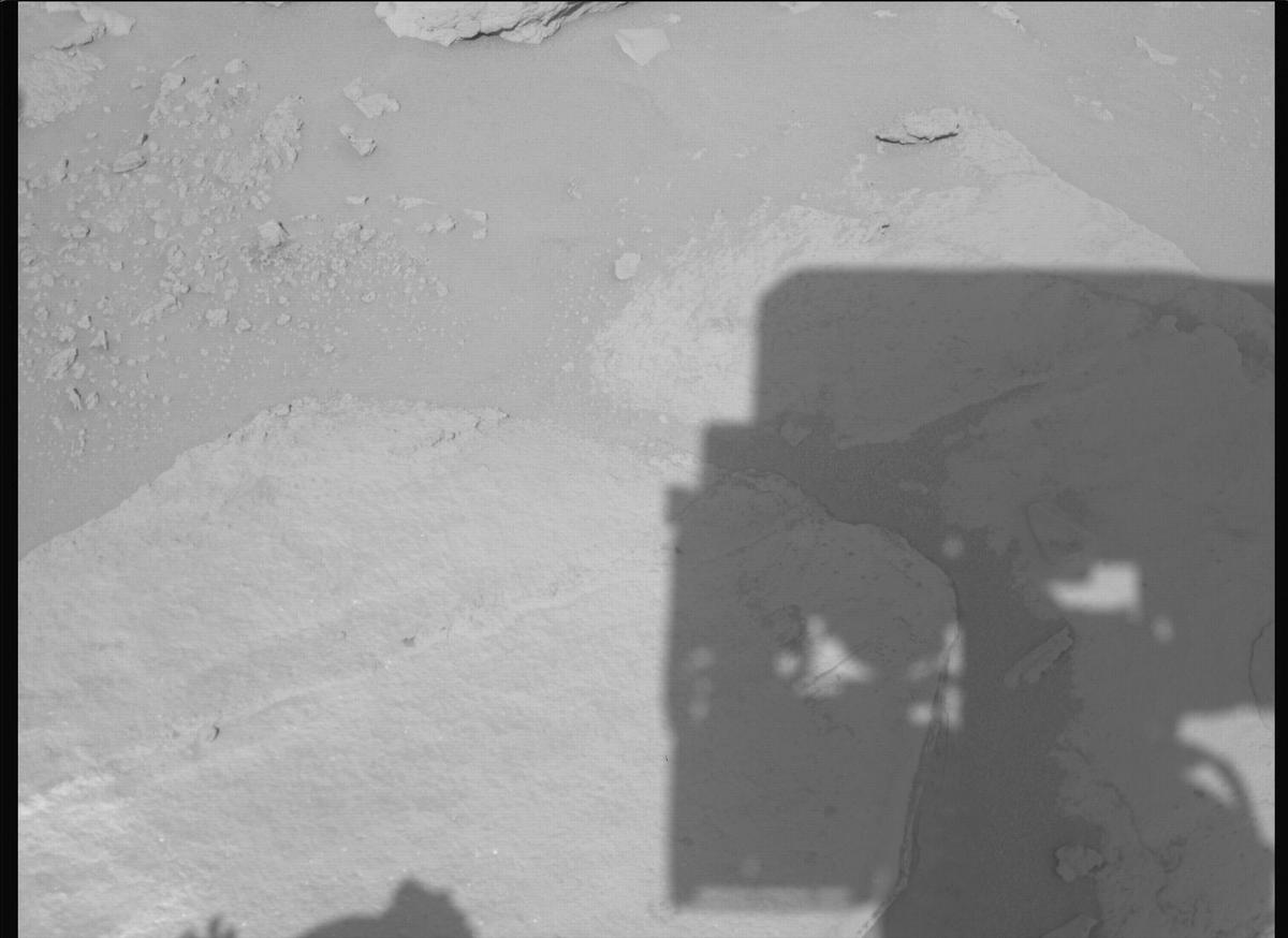 This image was taken by MCZ_LEFT onboard NASA's Mars rover Perseverance on Sol 745