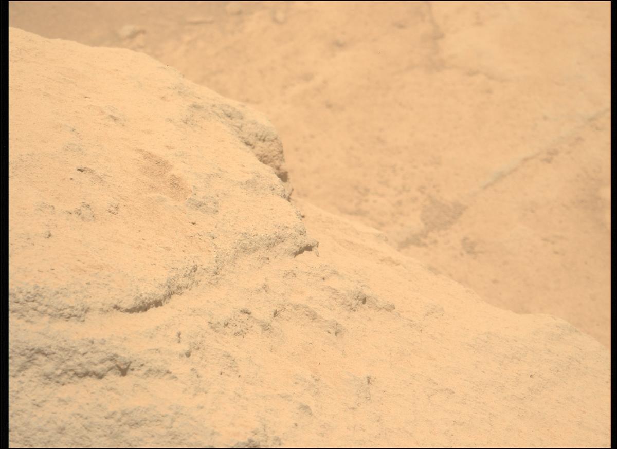 This image was taken by MCZ_LEFT onboard NASA's Mars rover Perseverance on Sol 745