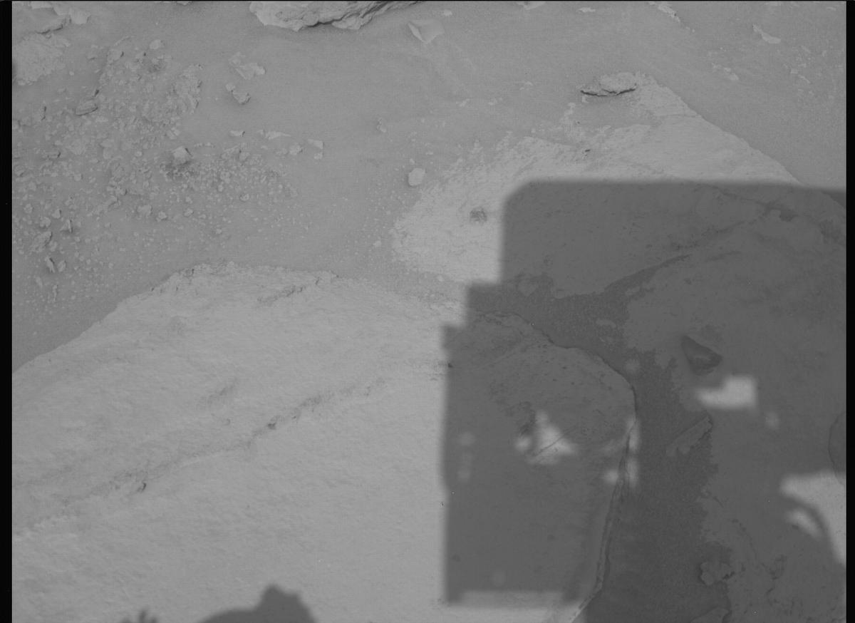 This image was taken by MCZ_LEFT onboard NASA's Mars rover Perseverance on Sol 745
