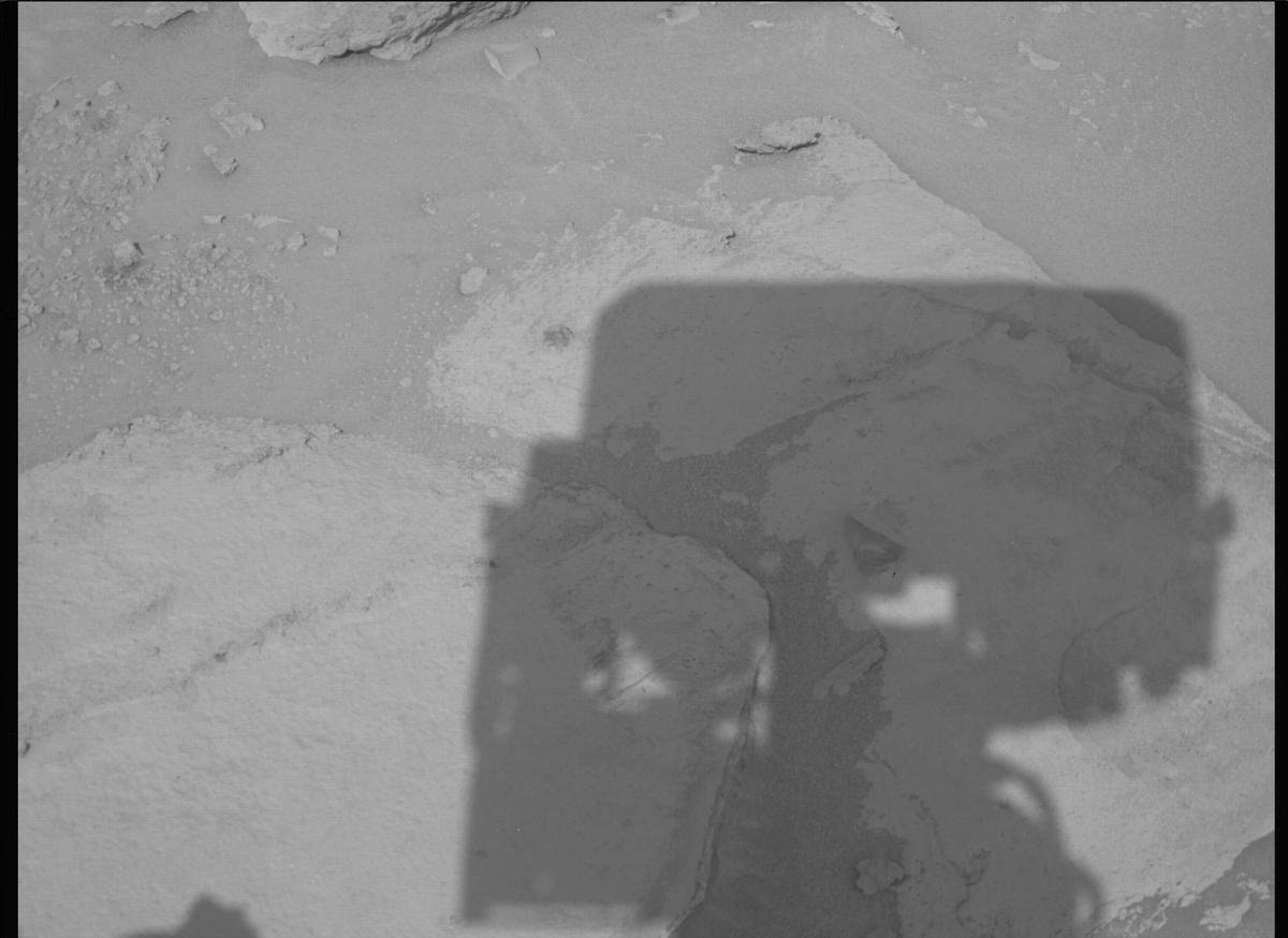 This image was taken by MCZ_RIGHT onboard NASA's Mars rover Perseverance on Sol 745