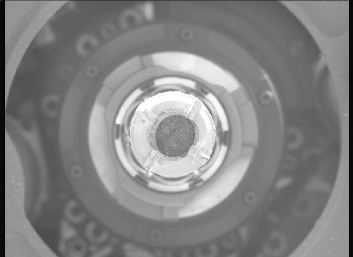 This image was taken by MCZ_LEFT onboard NASA's Mars rover Perseverance on Sol 749