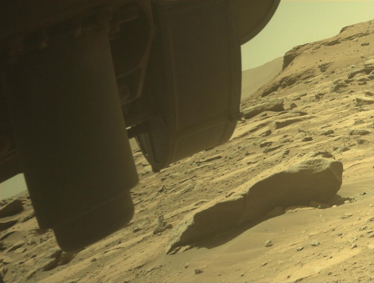 This image was taken by FRONT_HAZCAM_LEFT_A onboard NASA's Mars rover Perseverance on Sol 750