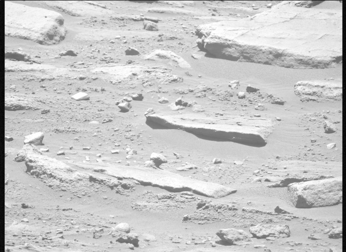 This image was taken by MCZ_LEFT onboard NASA's Mars rover Perseverance on Sol 750