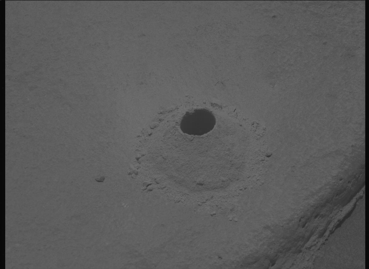 This image was taken by MCZ_LEFT onboard NASA's Mars rover Perseverance on Sol 751