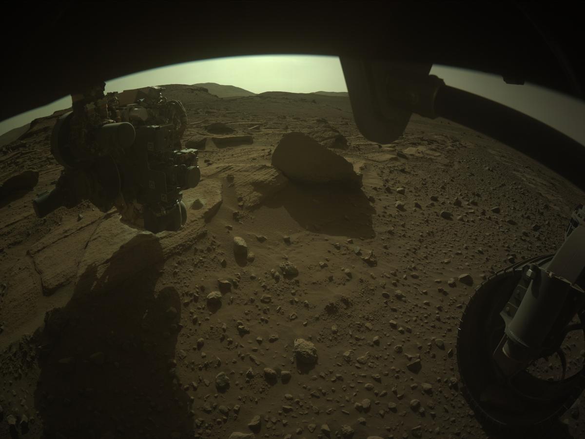 This image was taken by FRONT_HAZCAM_RIGHT_A onboard NASA's Mars rover Perseverance on Sol 752