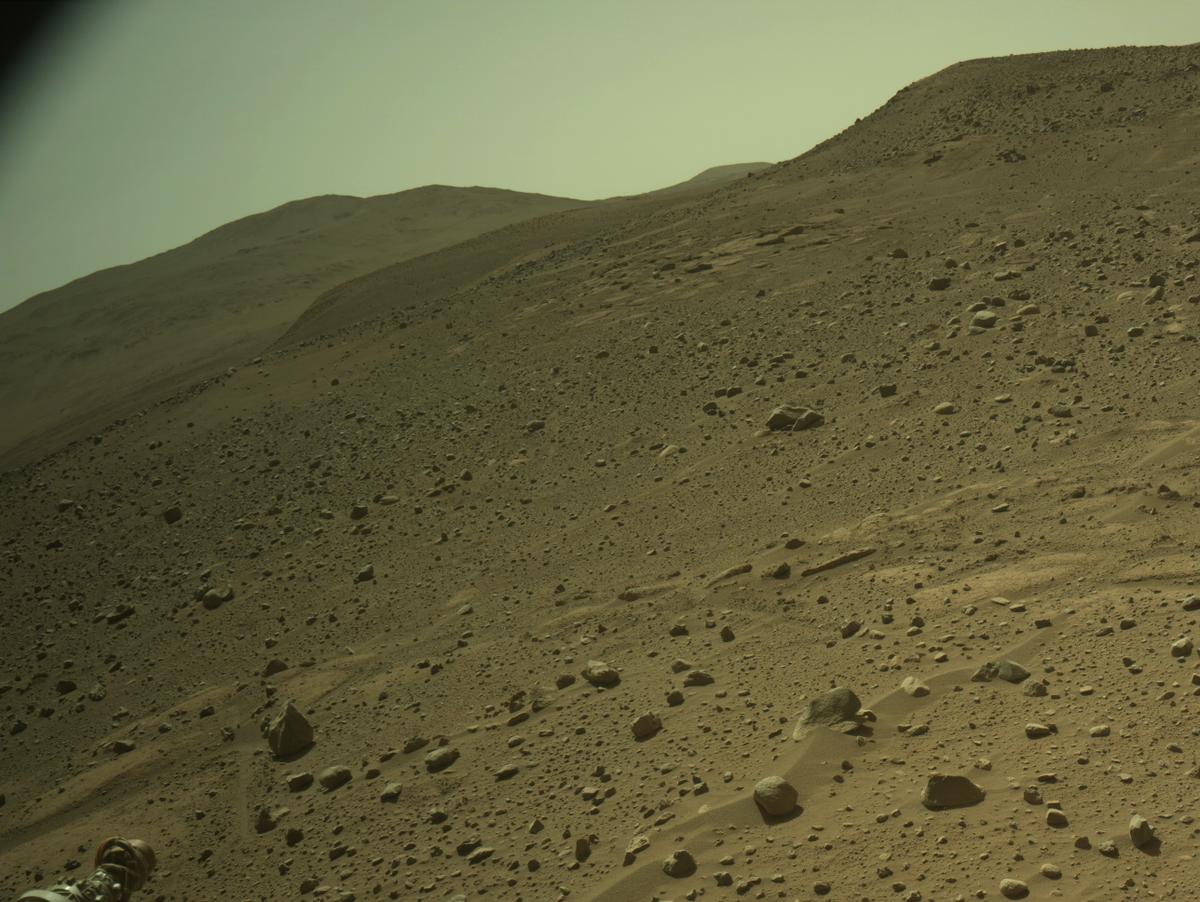 This image was taken by NAVCAM_LEFT onboard NASA's Mars rover Perseverance on Sol 753