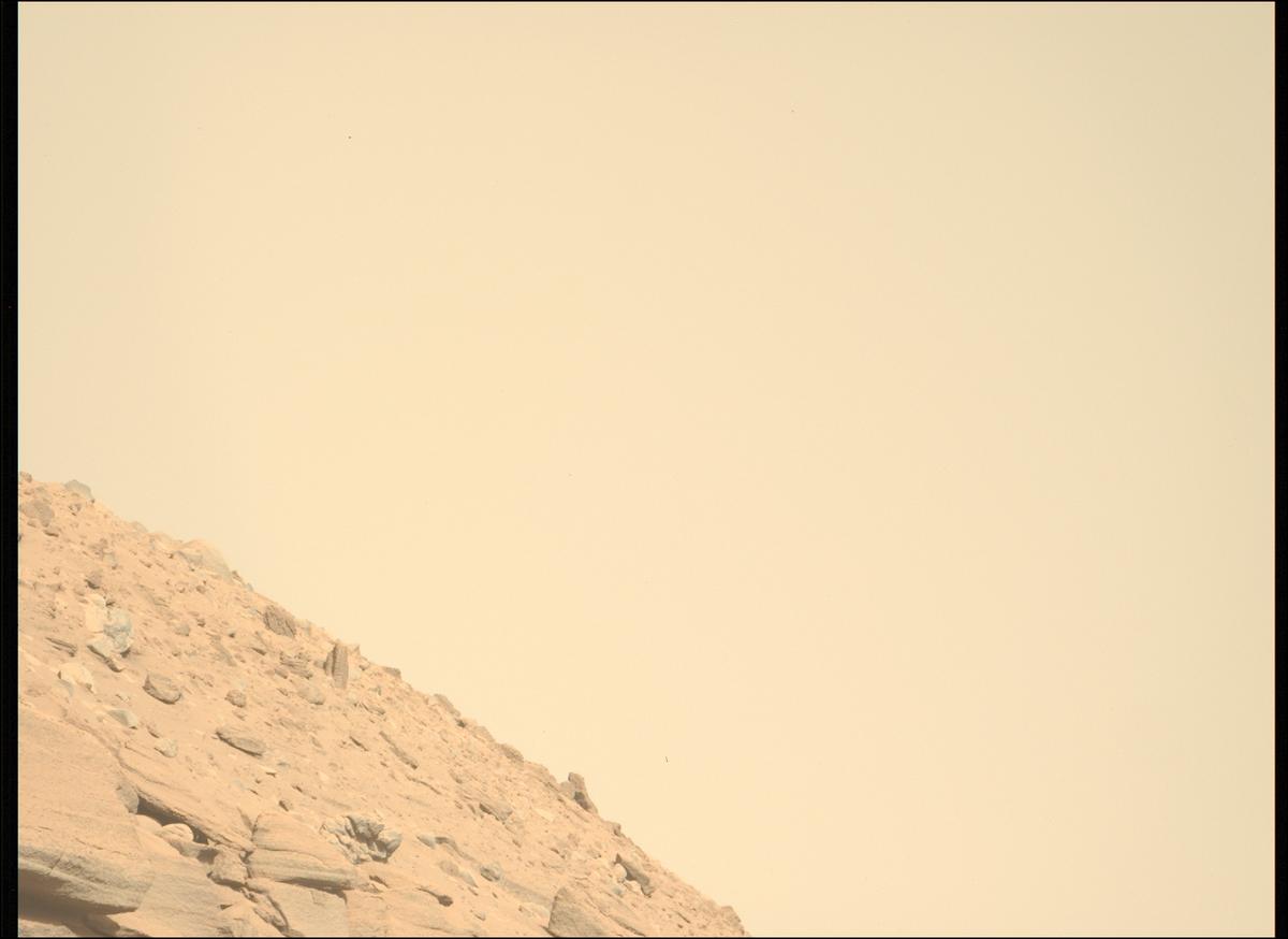 This image was taken by MCZ_LEFT onboard NASA's Mars rover Perseverance on Sol 753