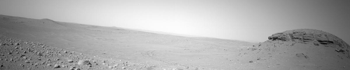 This image was taken by NAVCAM_LEFT onboard NASA's Mars rover Perseverance on Sol 754
