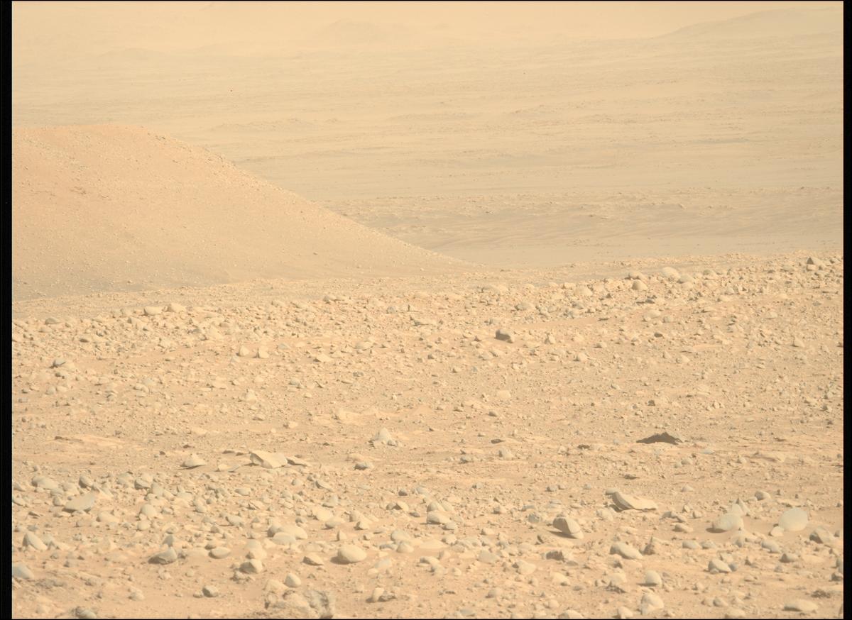 This image was taken by MCZ_LEFT onboard NASA's Mars rover Perseverance on Sol 756