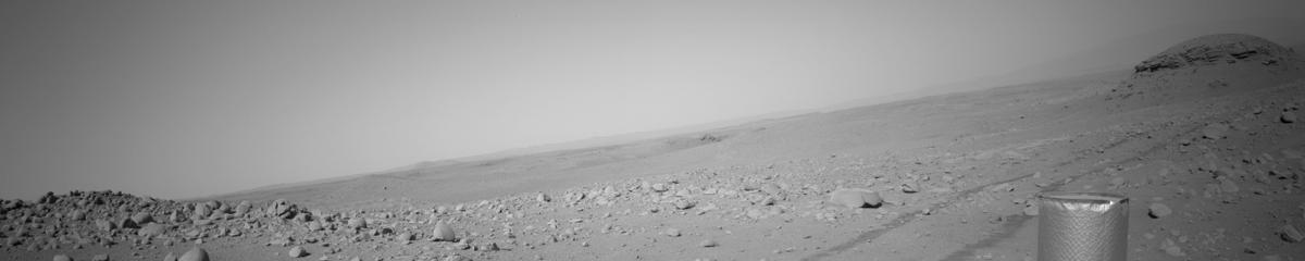This image was taken by NAVCAM_LEFT onboard NASA's Mars rover Perseverance on Sol 757