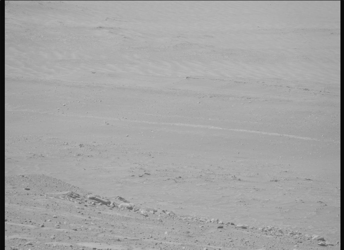 This image was taken by MCZ_RIGHT onboard NASA's Mars rover Perseverance on Sol 757