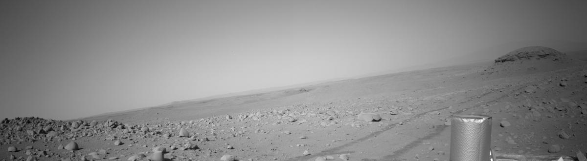 This image was taken by NAVCAM_LEFT onboard NASA's Mars rover Perseverance on Sol 758