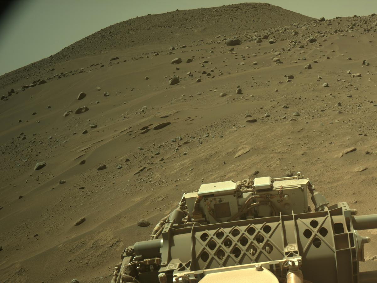 This image was taken by NAVCAM_RIGHT onboard NASA's Mars rover Perseverance on Sol 759