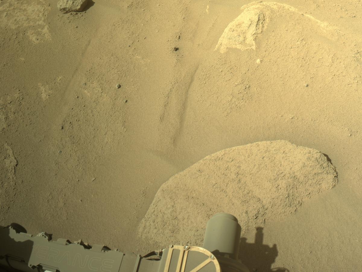 This image was taken by NAVCAM_RIGHT onboard NASA's Mars rover Perseverance on Sol 759