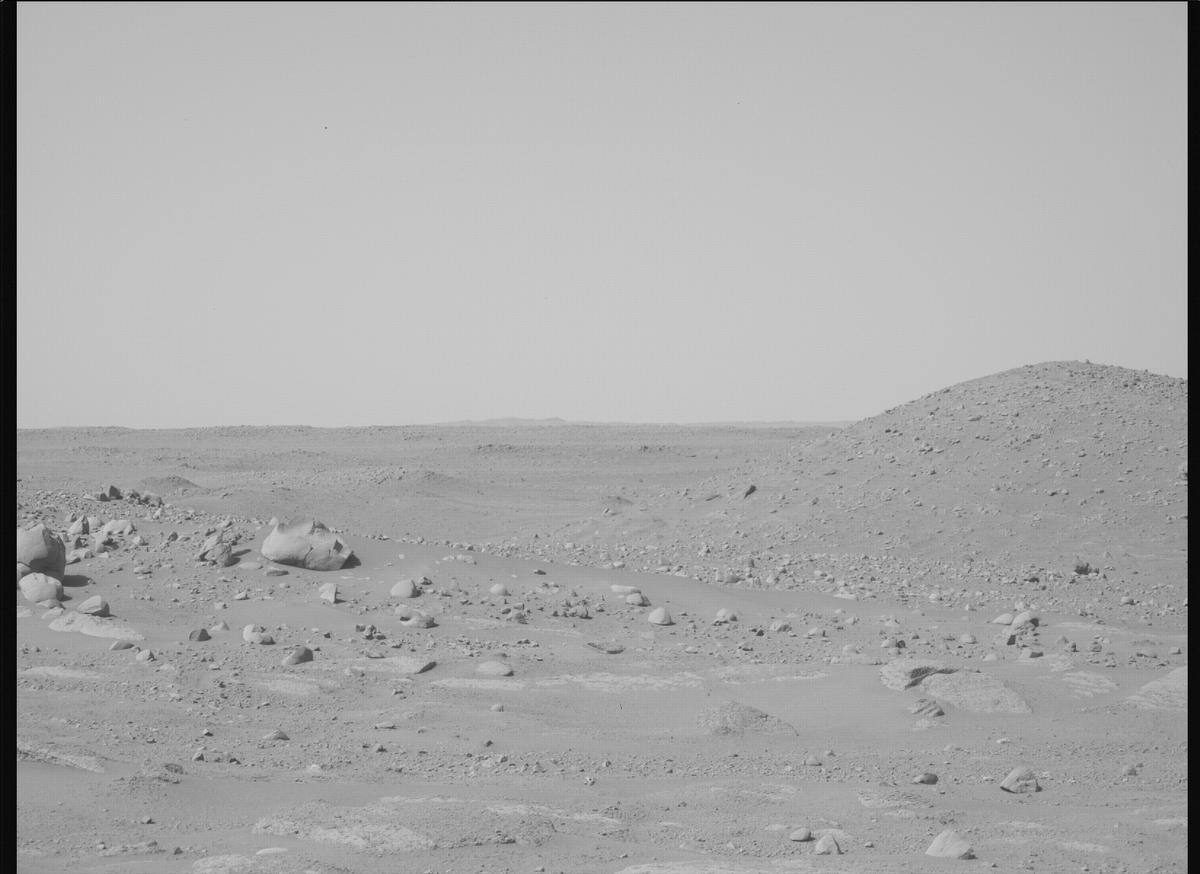 This image was taken by MCZ_LEFT onboard NASA's Mars rover Perseverance on Sol 759