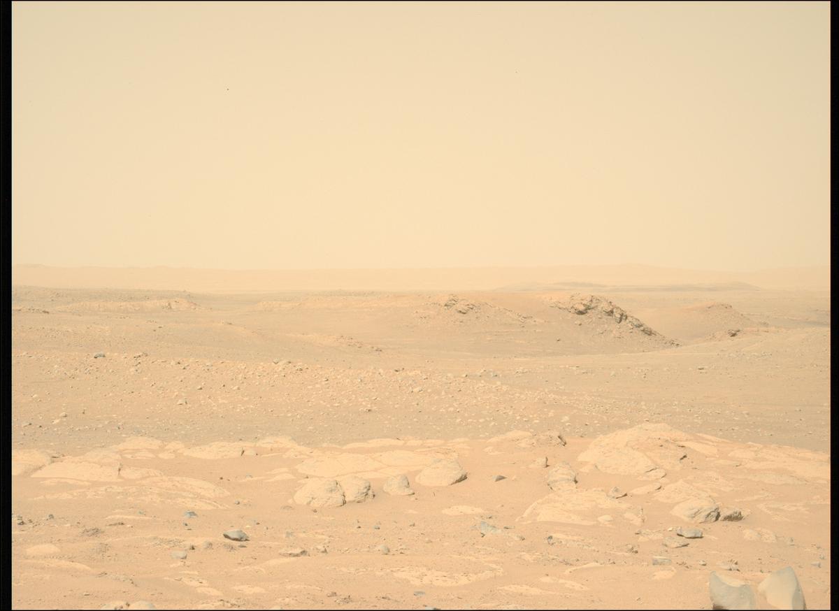 This image was taken by MCZ_LEFT onboard NASA's Mars rover Perseverance on Sol 759