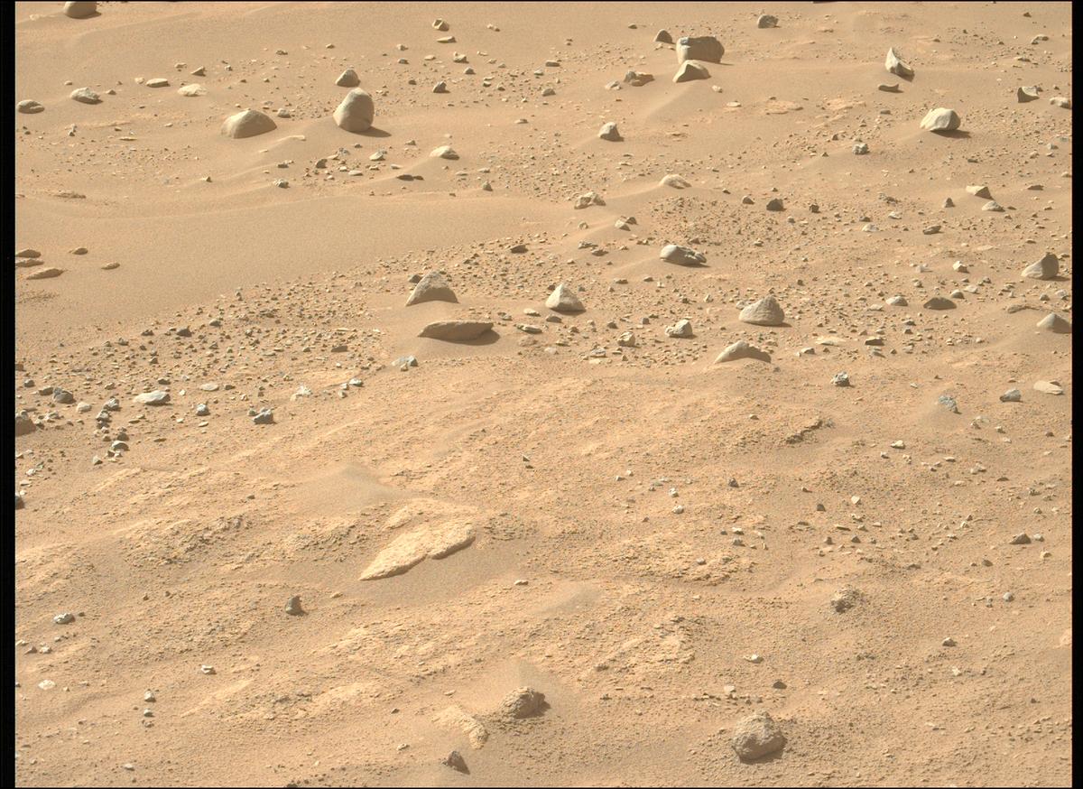 This image was taken by MCZ_LEFT onboard NASA's Mars rover Perseverance on Sol 759