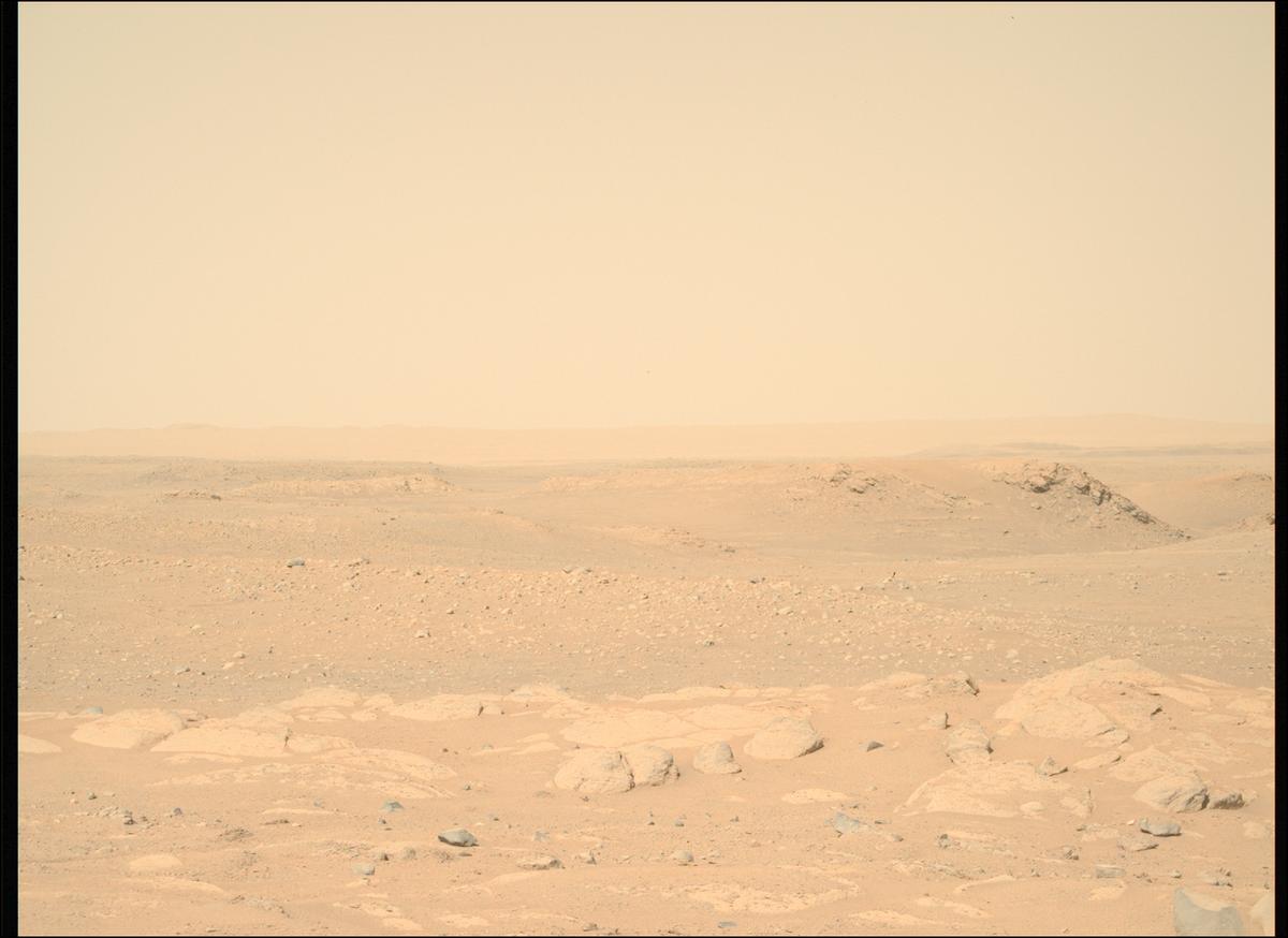 This image was taken by MCZ_RIGHT onboard NASA's Mars rover Perseverance on Sol 759