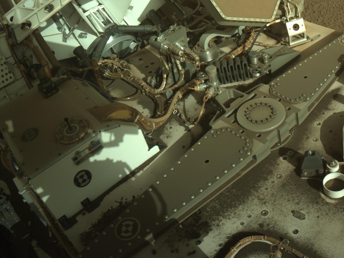 This image was taken by NAVCAM_LEFT onboard NASA's Mars rover Perseverance on Sol 762