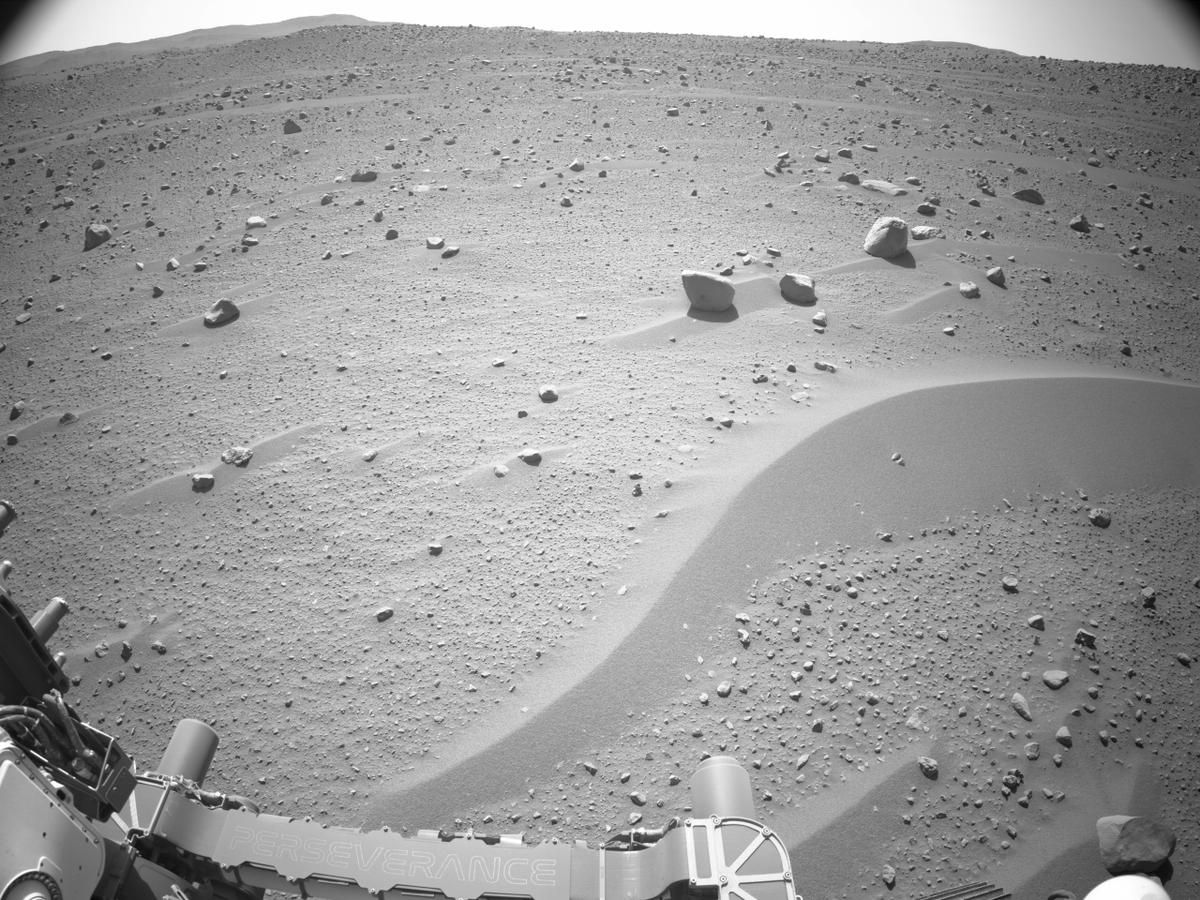 This image was taken by NAVCAM_LEFT onboard NASA's Mars rover Perseverance on Sol 762