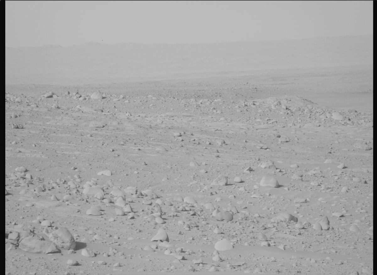 This image was taken by MCZ_LEFT onboard NASA's Mars rover Perseverance on Sol 762